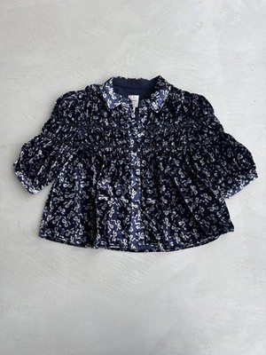 Anthropologie Maeve Leandra Samt Schleifenmuster geraffte Passe Bluse. Blau/Grau. XS.