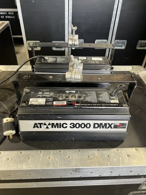 2 Martin Atomic 3000 DMX Strobe Lights 200 -260 Volts
