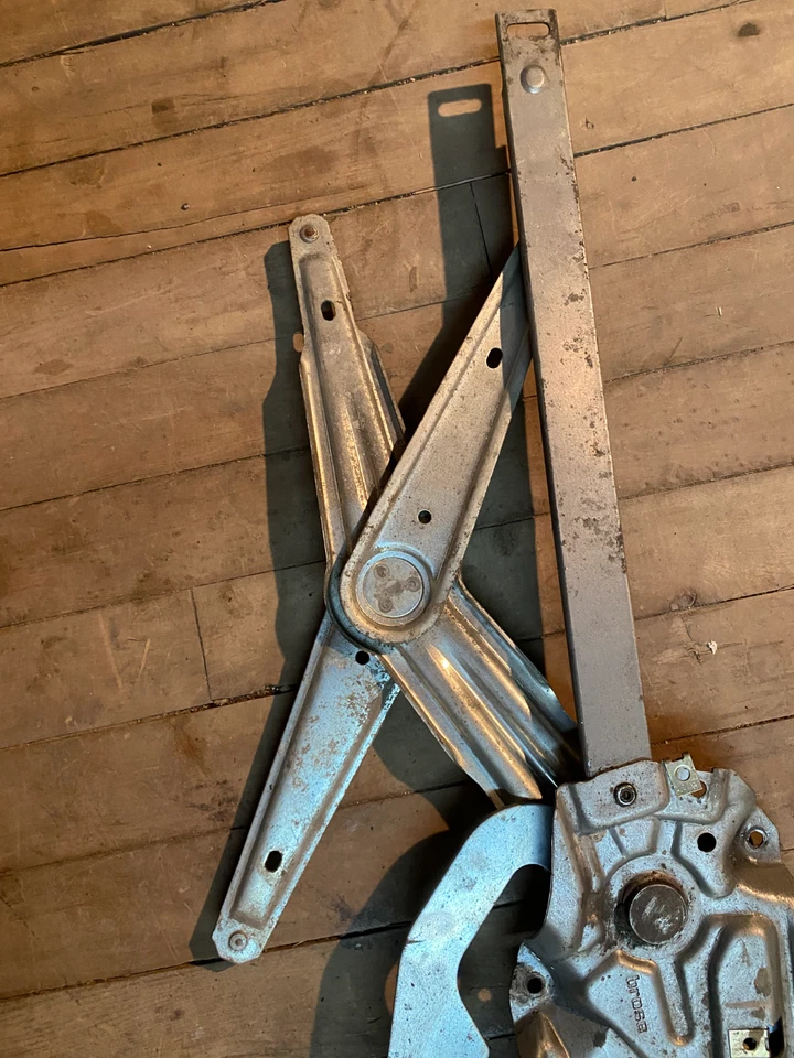 BMW 318ti M3 1992-1999 motor regulador ventana lateral delantera izquierda OEM - 51331977579 Foto 4 de 4