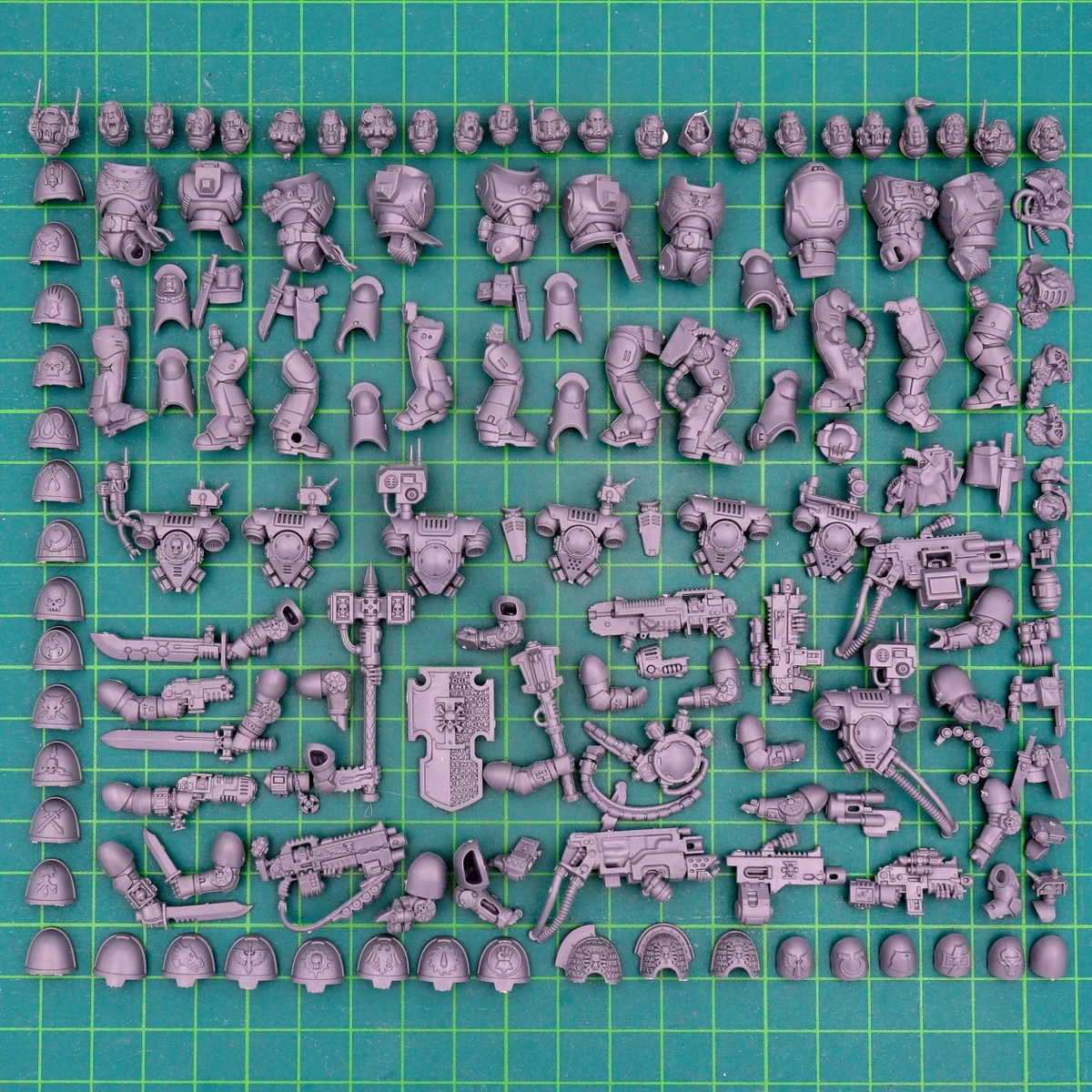 Lot De Bits Warhammer 40K & Age Of Sigmar – Pièces De Rechange GW