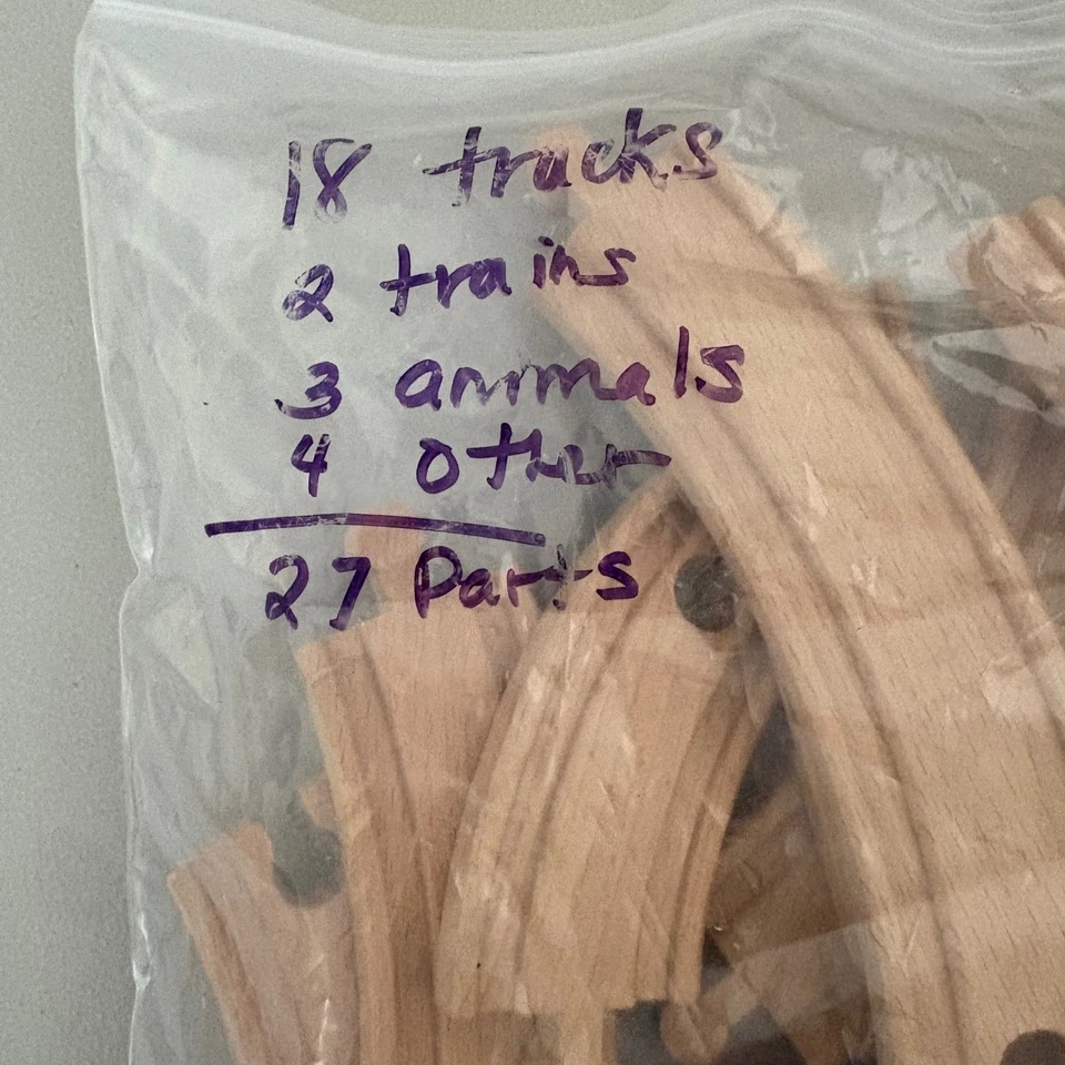 Thomas Wooden Train Track Set 27 Pieces 18 Tracks 2 Trains 3 Animals Zoo Sign - Image 2 of 4