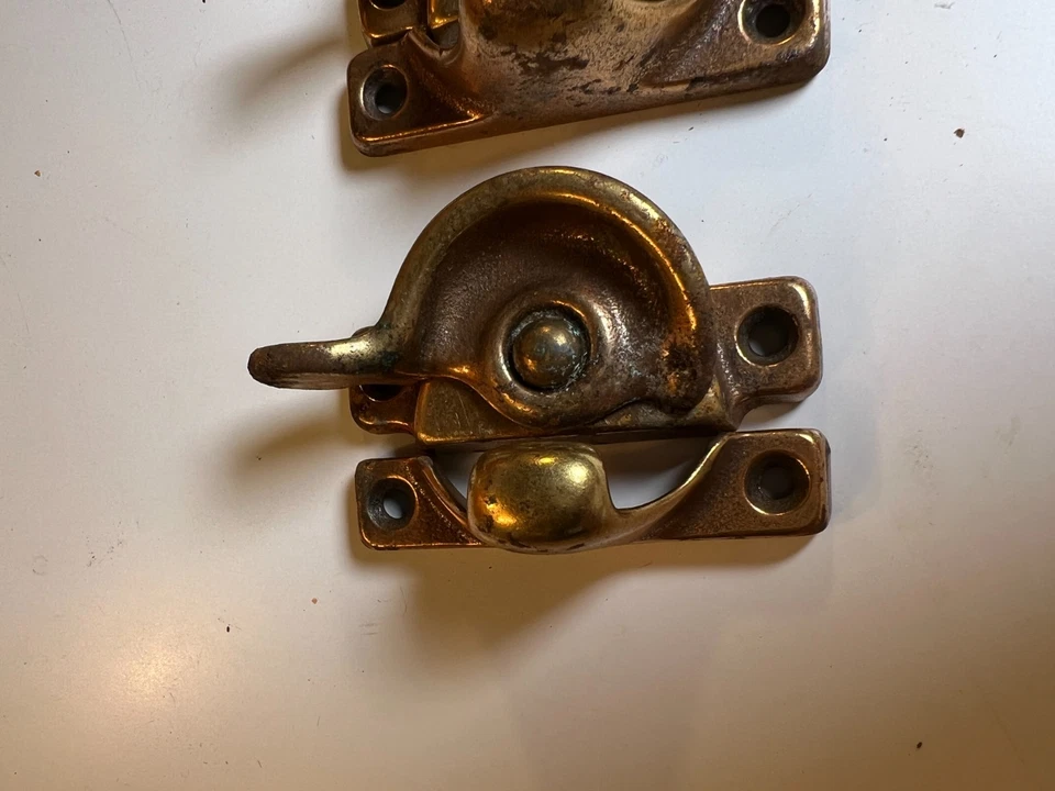 4: Large Vintage " Brass " Gold Sash Window Locks Heavy Duty Latches Crescent - Image 3 of 4
