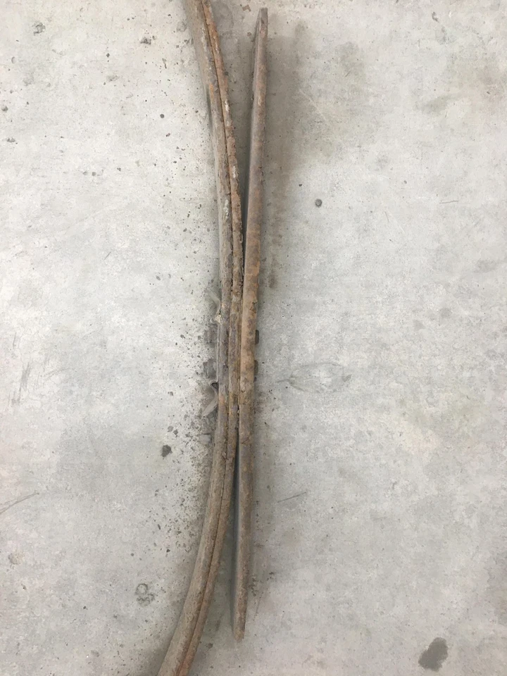 06 FORD PICKUP F150 Leaf Spring Rear (spring Id) Id L Rh Foto 2 de 2