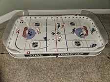 STIGA NHL Stanley Cup Table Hockey Game Leafs...