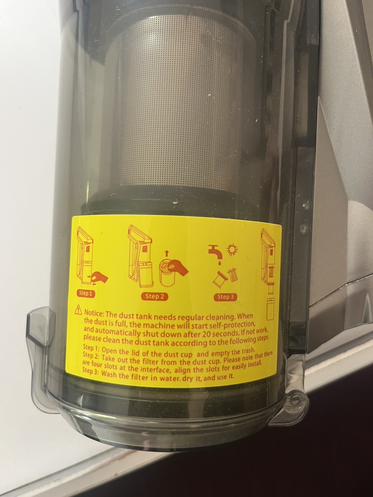 Sancorp by WHALL. Batterycyclone vacuum cleaner. EV691H. Red/black