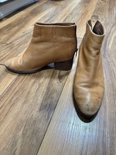Seychelles Tan Leather Ankle Boots Women’s size 8.5 Block Heel Zip Booties