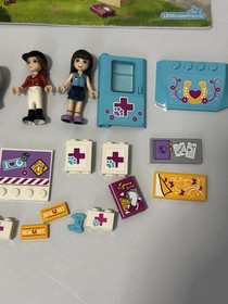 LEGO FRIENDS: Horse Vet Trailer (41125) ~ Retired ~ Complete ~