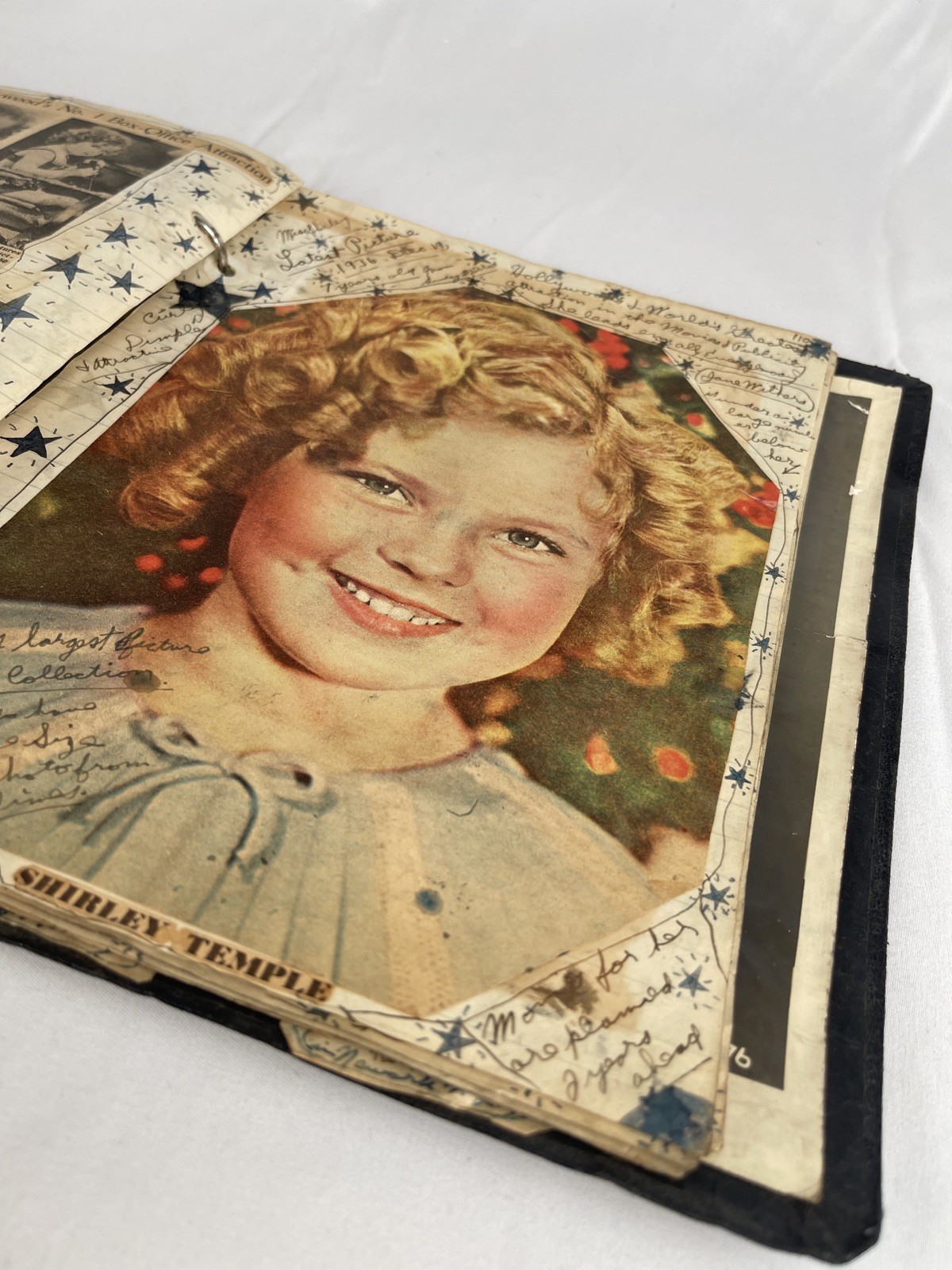 Handmade SHIRLEY TEMPLE 134 pg SCRAPBOOK NEWSPAPER MAGAZINE CLIPPINGS EPHEMERA