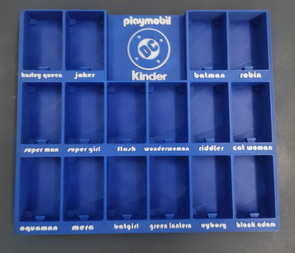 Kinder DC Playmobil Display Orizzontale 3d - Imagen 2 de 4