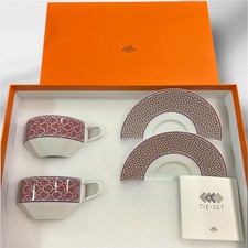 Hermes Teacup  Saucer Set with Box geometric patterns collection present