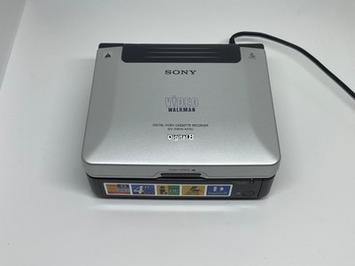 Sony GV-D800 Video Walkman Digital8 Hi8 Video8 VCR Recorder-Player