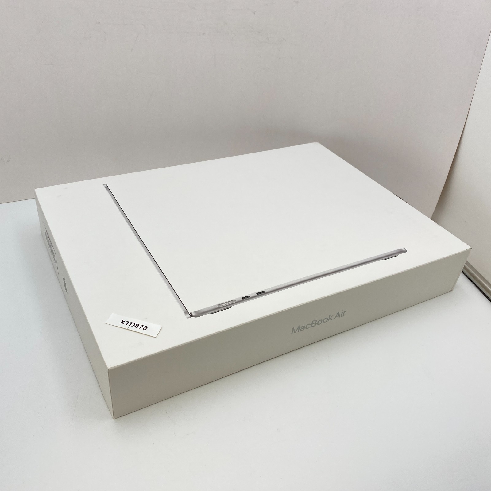 Apple MacBook Air 15" 2025 - M4 24GB RAM 512GB SSD Silver A3241 - NEW & SEALED