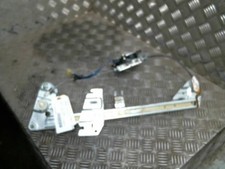 Lève vitre Mazda 323