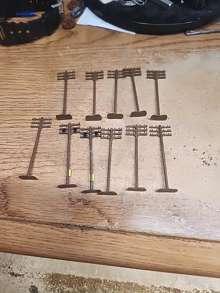 N Scale Lot of 11 Telephone Utility Poles for Model Train Railroad Layout - Image 2 of 3