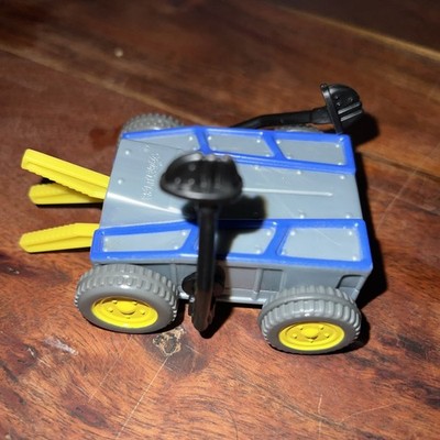 McDonald's 2002 toy figure battlebot battle robot scary