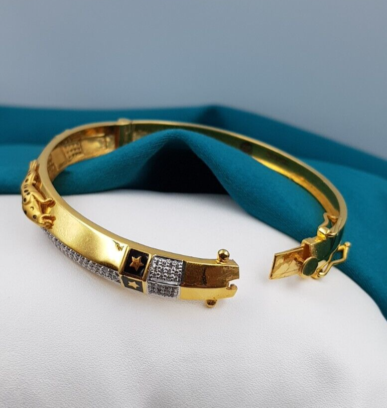 Men Gold Bracelet 22K Jaguar Design Openable Kada Bracelet Yellow
