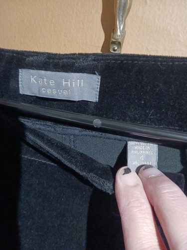 Kate Hill Casual Women's 2pc. Suede Pants Suit. Size 4 - Picture 11 of 18
