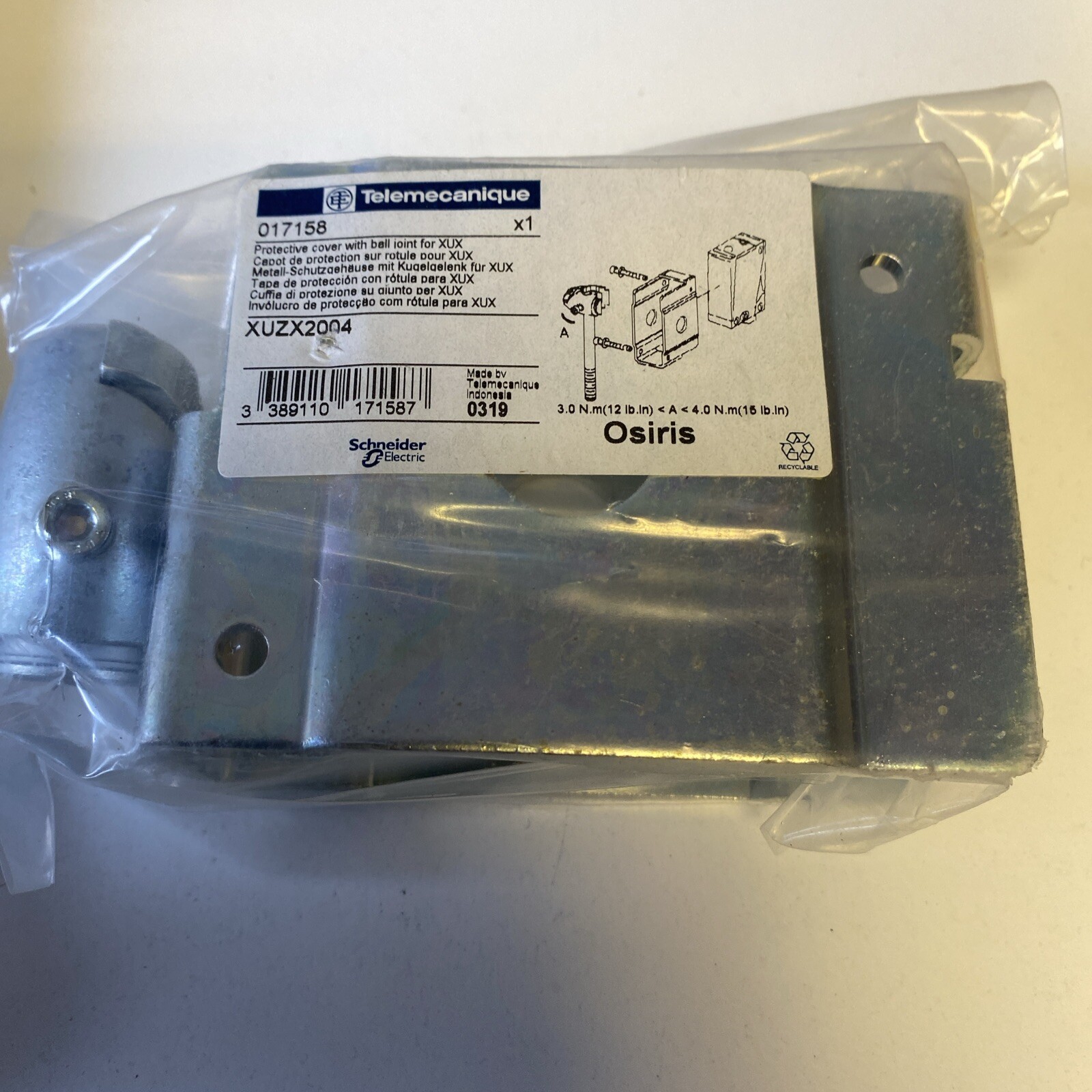 Schneider XUZX2004 Accessories for Sensor 3D Mounting Set Enclosure With Ball