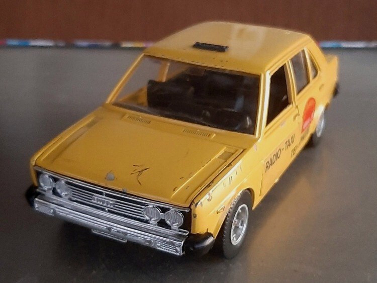 Bburago Burago Fiat 131 TAXI 1/24