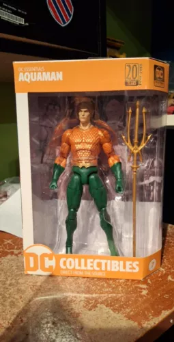 Dc Collectibles Dc Comics Essentials Aquaman 7 Inch Action Figure
