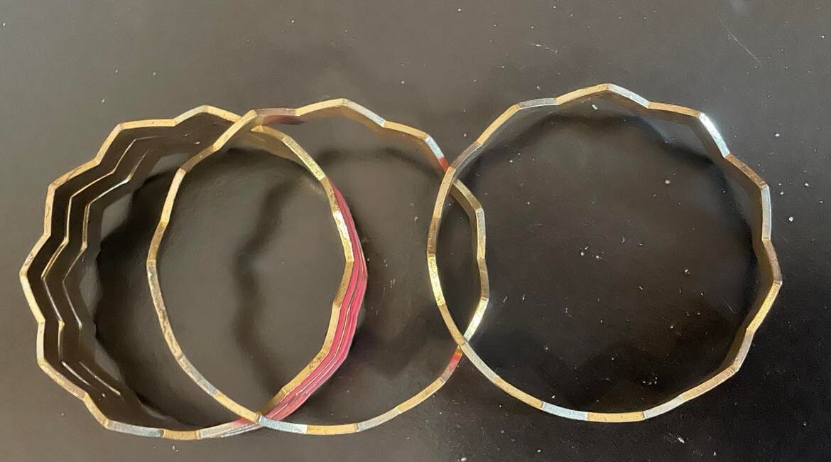 Zig Zag Interlocking Bangle Bracelets Pink and Go… - image 2