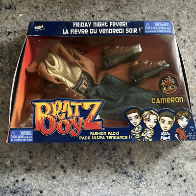 Bratz Boyz Fashion Pack School - Cool! Clothes Set Cameron Shoes NEW 2003
