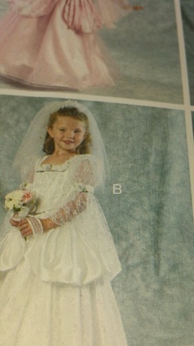 NIP MC CALLS COSTUMES PRINCESS BRIDAL PATTERN M6897 GIRL'S SIZES 6-8 FF UNCUT - Bild 7 von 7