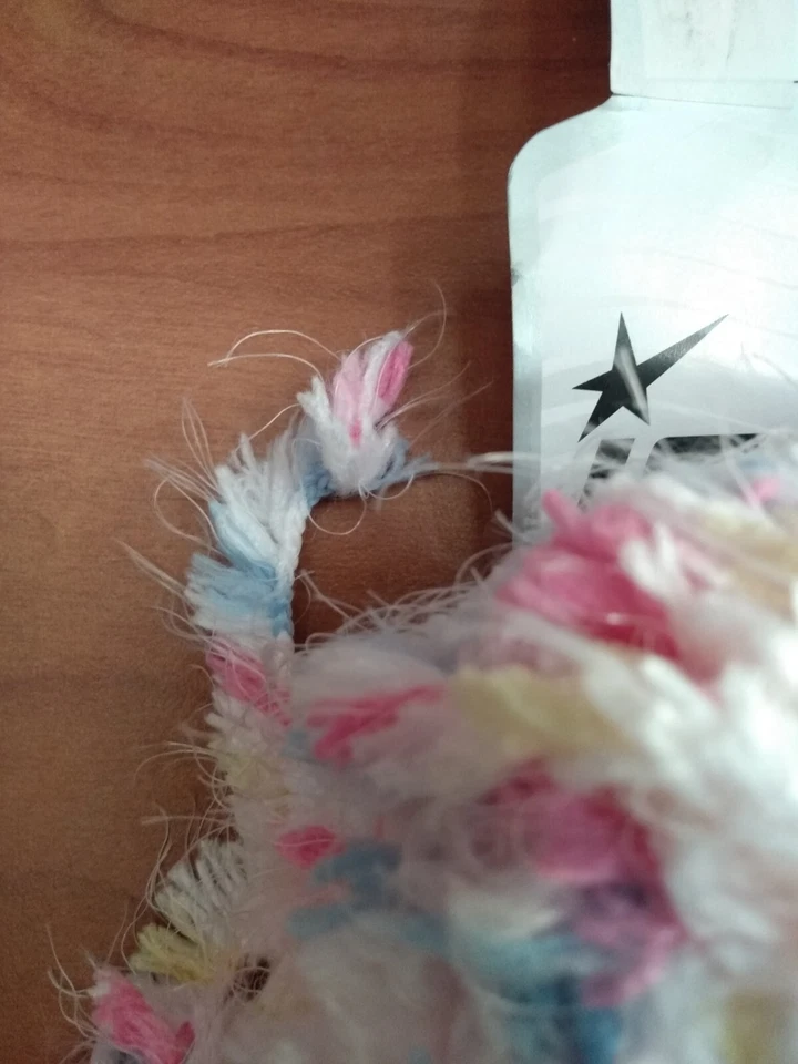 Hilos de hielo Fiesta hilo voluminoso paquete de 4 ¡Nuevo! Foto 2 de 3