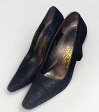 Vintage Salvatore Ferragamo Vara Pumps Black Patent Leather Suede Shoes Size 6 B