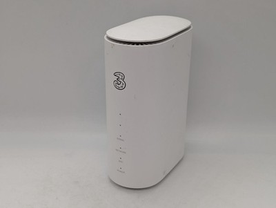 ZTE MC801A HyperBox Three 5G WLAN Router Dualband Weiß OHNE KABEL/LESEN B