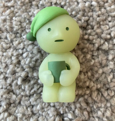 SMISKI Bed Series before rest Hottoski Mini Figure GLOW IN THE DARK Japan