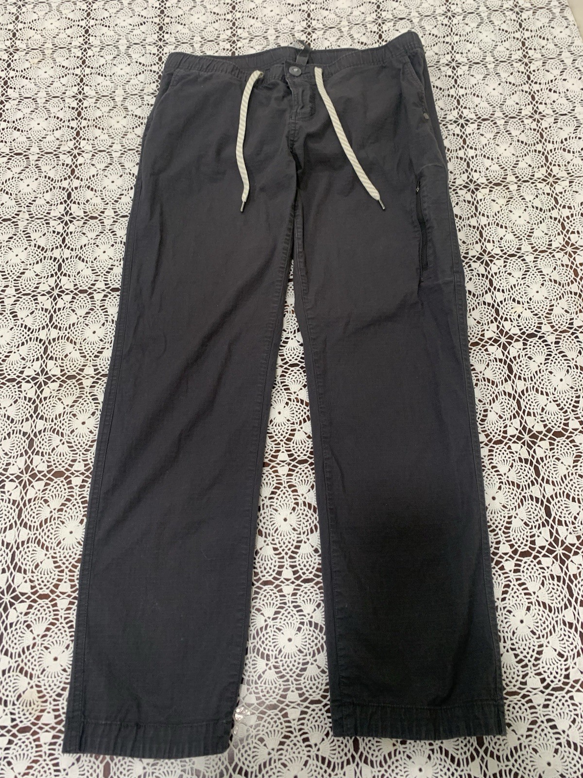 Foto 1 di 8