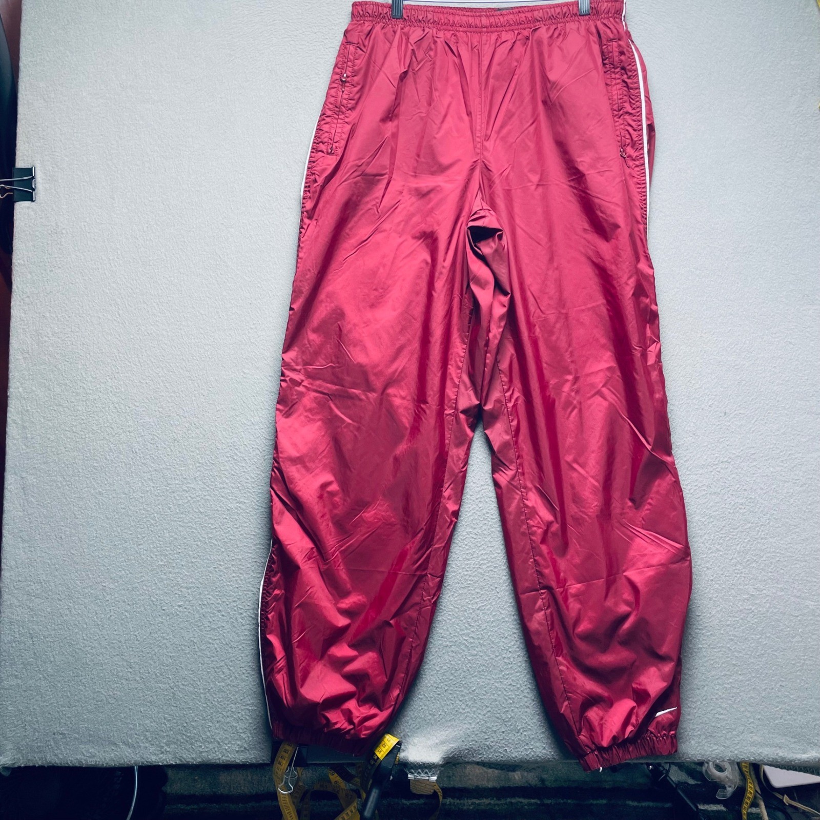 Nike Men Track Pants Maroon Nylon Large 90s Vintage Baggy Windbreaker Sporty