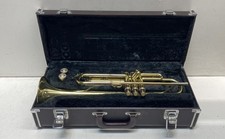 Yamaha YTR-2320 Bb Trumpet Gold Lacquer Student Model with Case