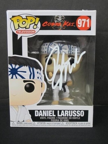 Funko Pop firmato Ralph Macchio! Vinile: Daniel LaRusso #971 con certificato di autenticità PSA - Foto 3 di 14