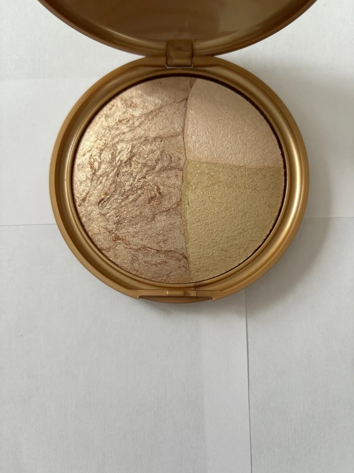 Laura Geller Baked Warm & Whimsy Highlighter Trio Supersize 24K Glow Angel  + - Image 2 of 3