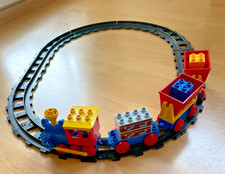 Alte Lego Duplo Schiebeeisenbahn mit Lok-3Waggons-10 Schienen Retro 1980er Jahre