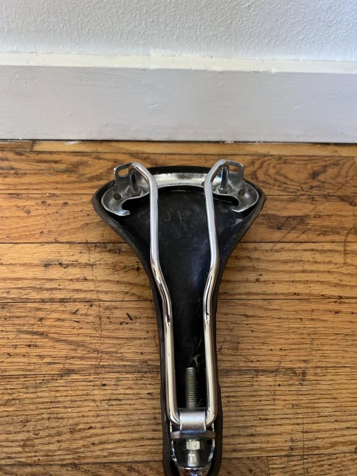 Used BROOKS Swift Saddle Black Leather Copper Rivets Handmade In England - Image 3 of 4