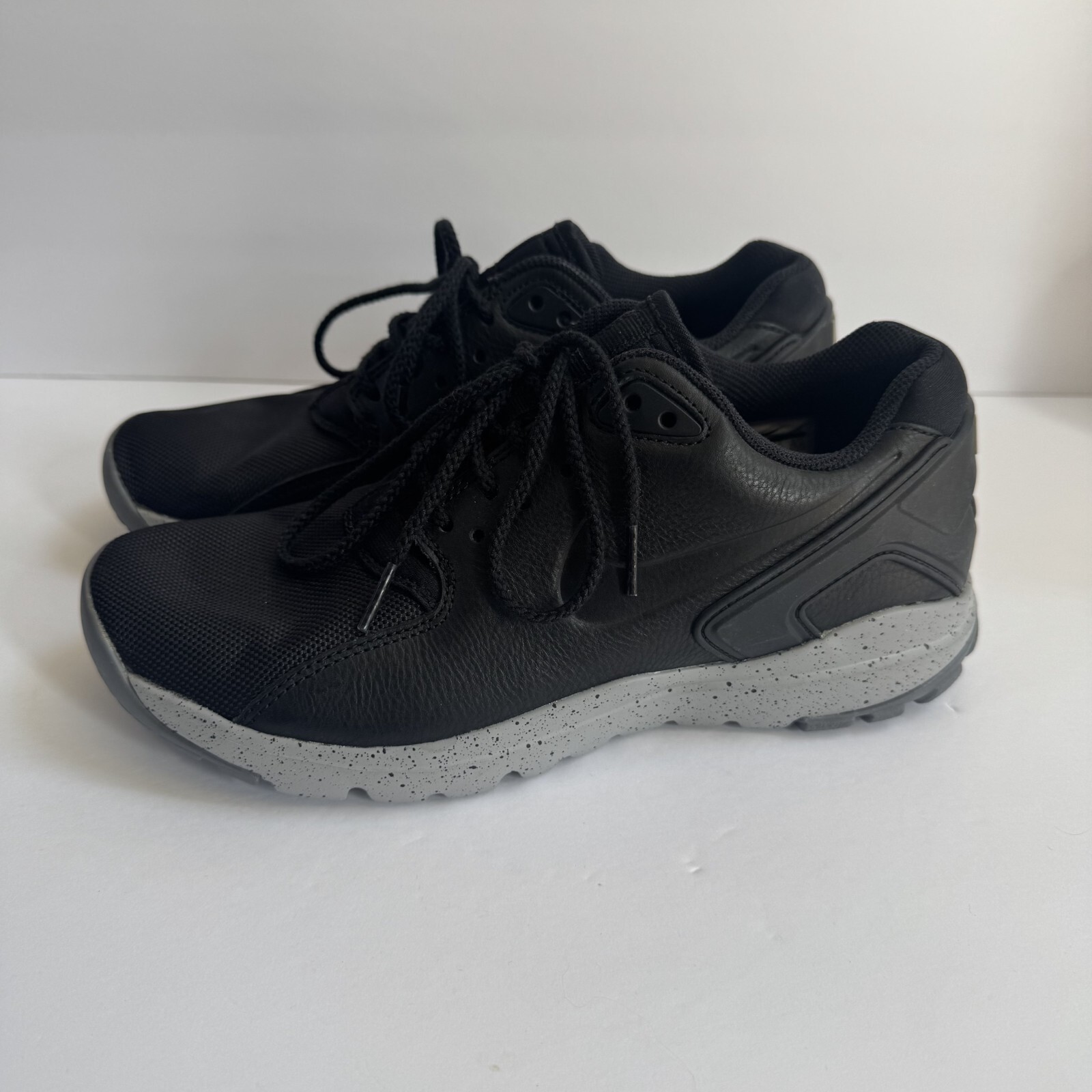 SAOLA Scarpe sportive casual Nike Koth ultra basse nere argento opaco da uomo 7 5 749486 003