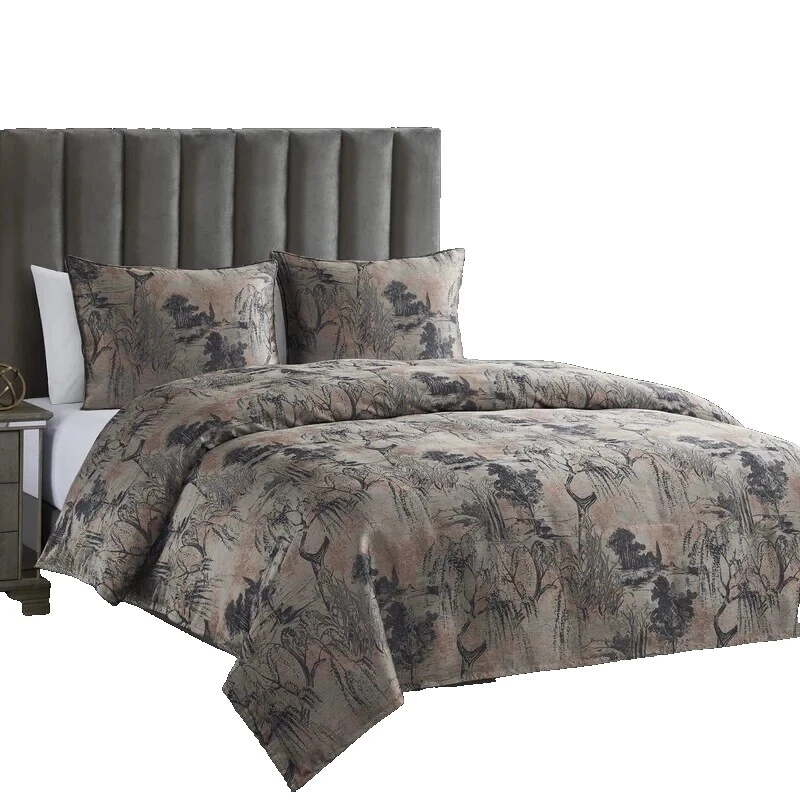 Toile Queen Quilts, Bedspreads & Coverlets