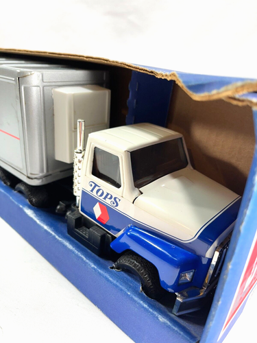 ERTL Tops Friendly Markets Tractor Trailer Truck Pressed Steel Buffalo NY 3119 - Picture 5 of 10