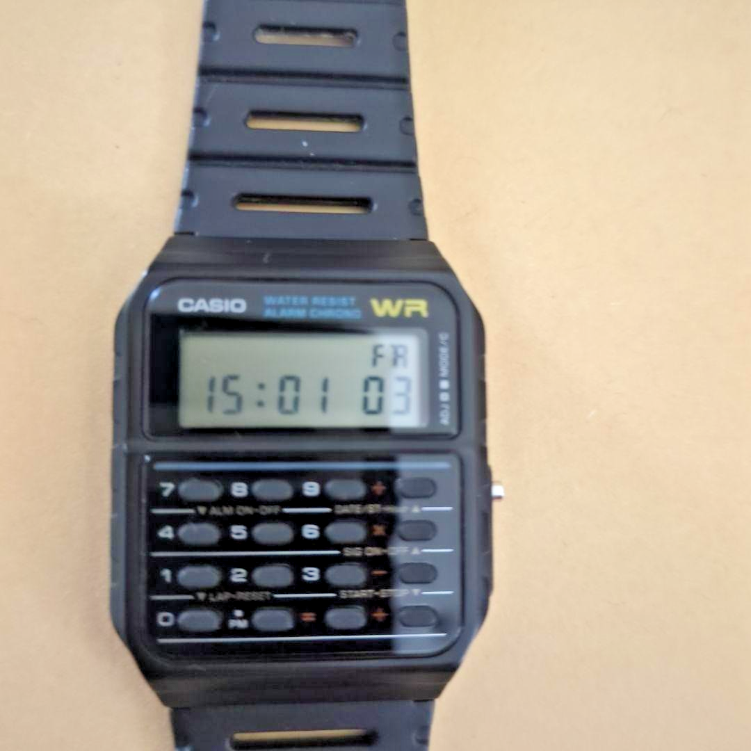CASIO DBC-1500 Data Bank 150 Digital Calculator White Wrist