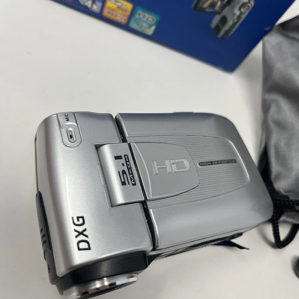 DXG-579V 5.1 MP High-Definition Handheld Video Camera With Accessories Box - Image 3 of 4