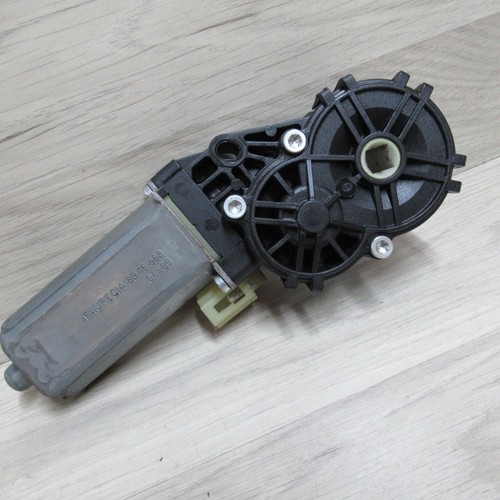 Orig. BMW E60 E61 Stellmotor Elektrische Sitzverstellung Memory 0390201972 Bosch