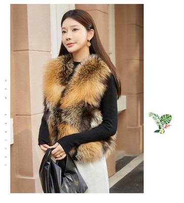 Women's Genuine Silver Fox Vest Short Slim Fit Real Fur Jacket Fashion Fur Vest
