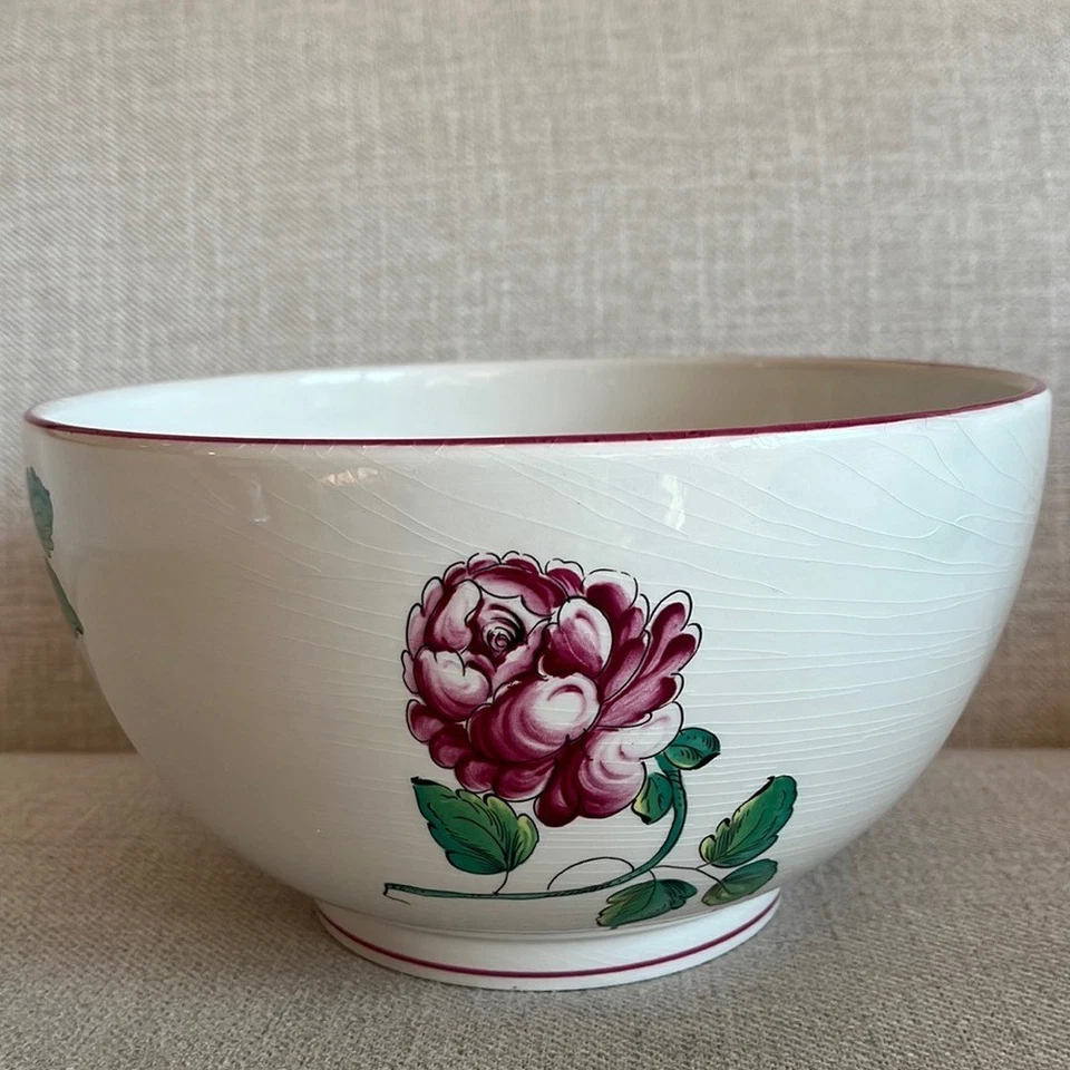 Cuenco decorativo de cerámica vintage de flores de Estrasburgo para Tiffany & Co Foto 4 de 4