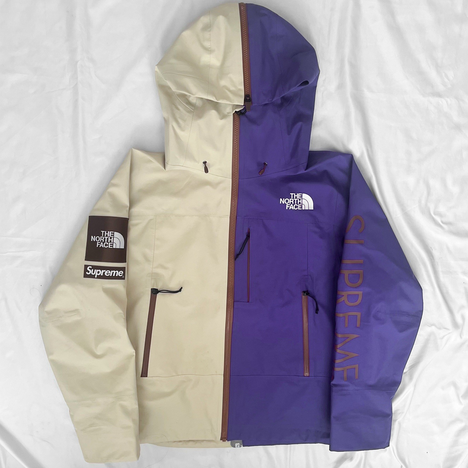 2024 Supreme / The North Face Split Taped Seam Shell Jacket Cream Purple small