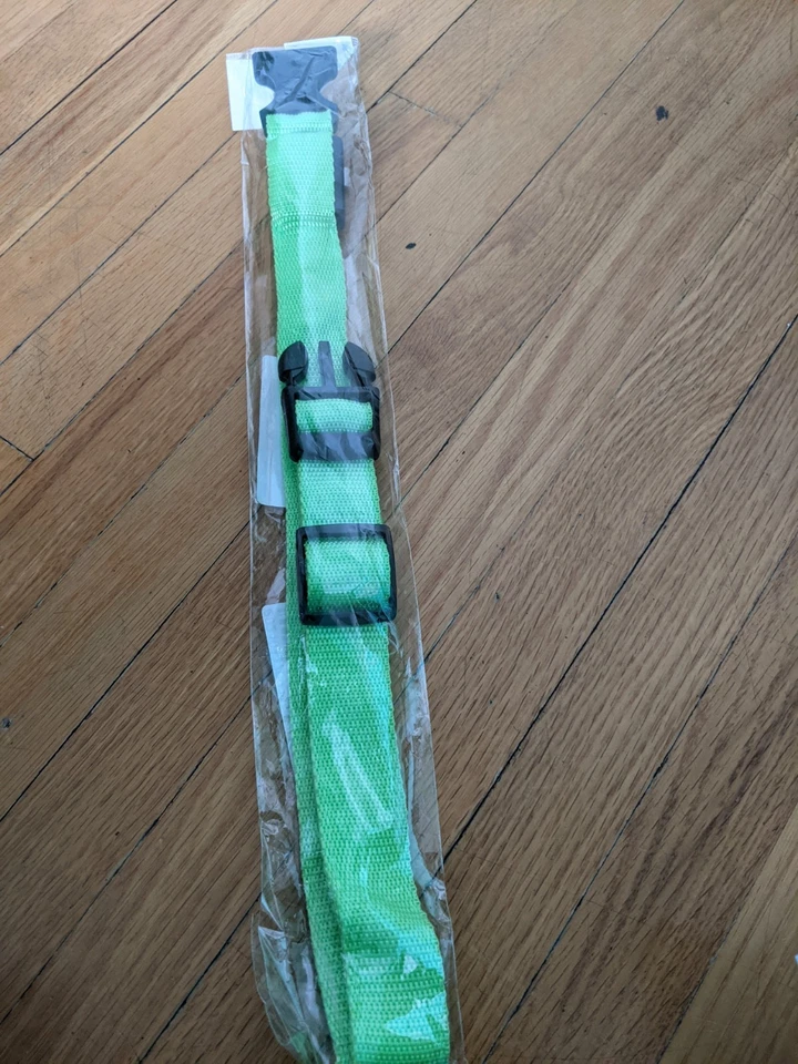 XL Dog Collar Nylon LED Night Safety Flashing Glow In The Dark Pet Dog Leash - Image 3 of 4