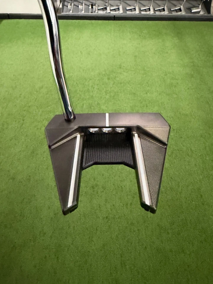 SCOTTY CAMERON 2025 PHANTOM BLACK LIMITED 7 PUTTER 34 INCH-FREE SHIPPING** - Image 2 of 4