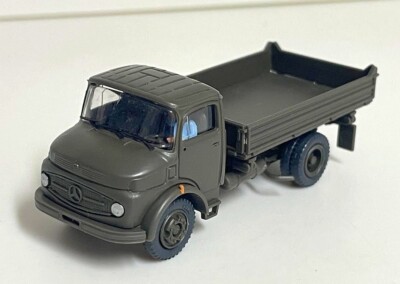 Preiser military 1/87: 37010 Mercedes-Benz LK 911 B 3-Seiten